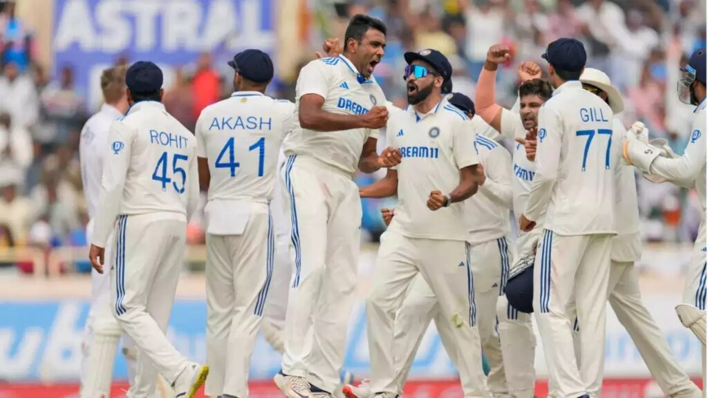 India won the 5th Test match by 64 runs