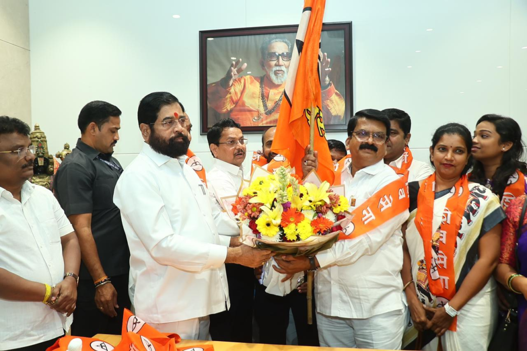 Paresh Telang now in Shiv Sena