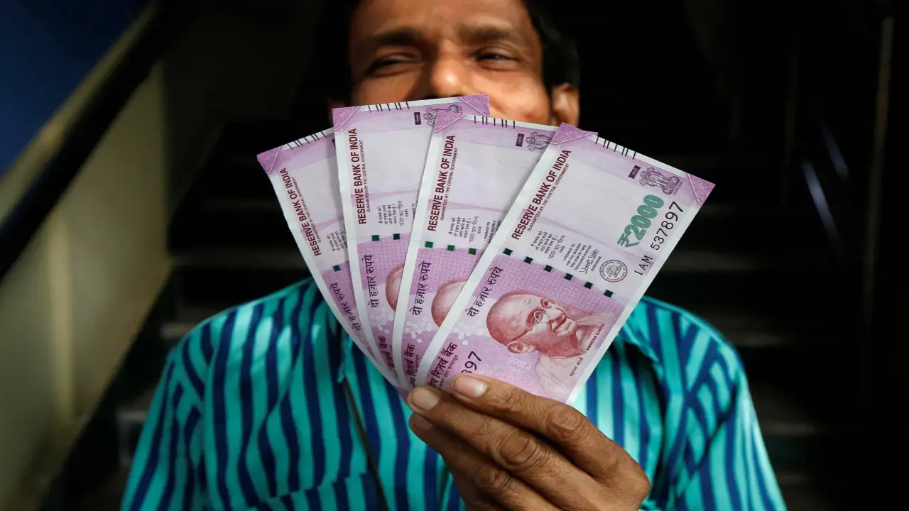 ₹2000 च्या नोटेबाबत RBI ची मोठी अपडेट! अजूनही बदलून मिळणार का? जाणून घ्या संपूर्ण प्रक्रिया