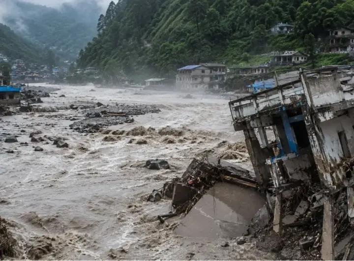 नेपाळमध्ये भीषण पूर