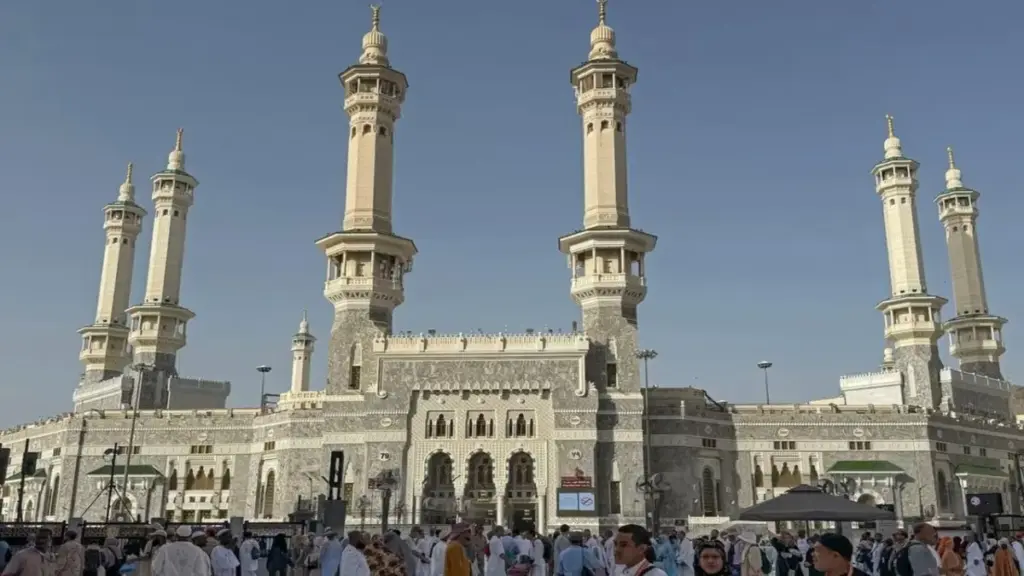 Mecca Air Raid Alert: मक्केत पहिल्यांदा हवाई धोक्याचा अलर्ट