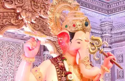 Lalbaugcha Raja 2026 live : अखेर बाप्पाची मूर्ती आली समोर! आज लाईव्ह दर्शनाची झलक पाहून भक्तांमध्ये उत्साह
